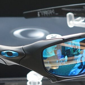 Right side view of Tron Legacy Pit Boss.jpg .jpg