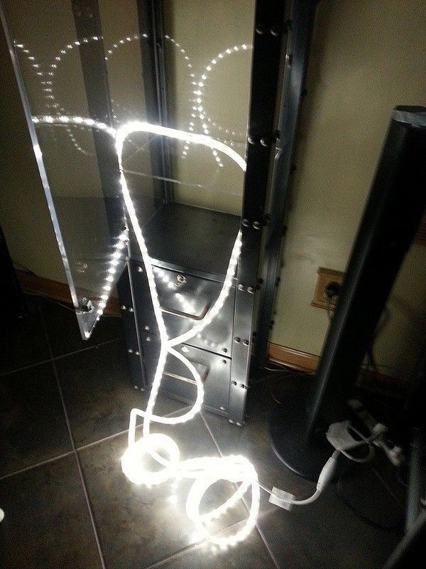 8231230250_37a8615871_c