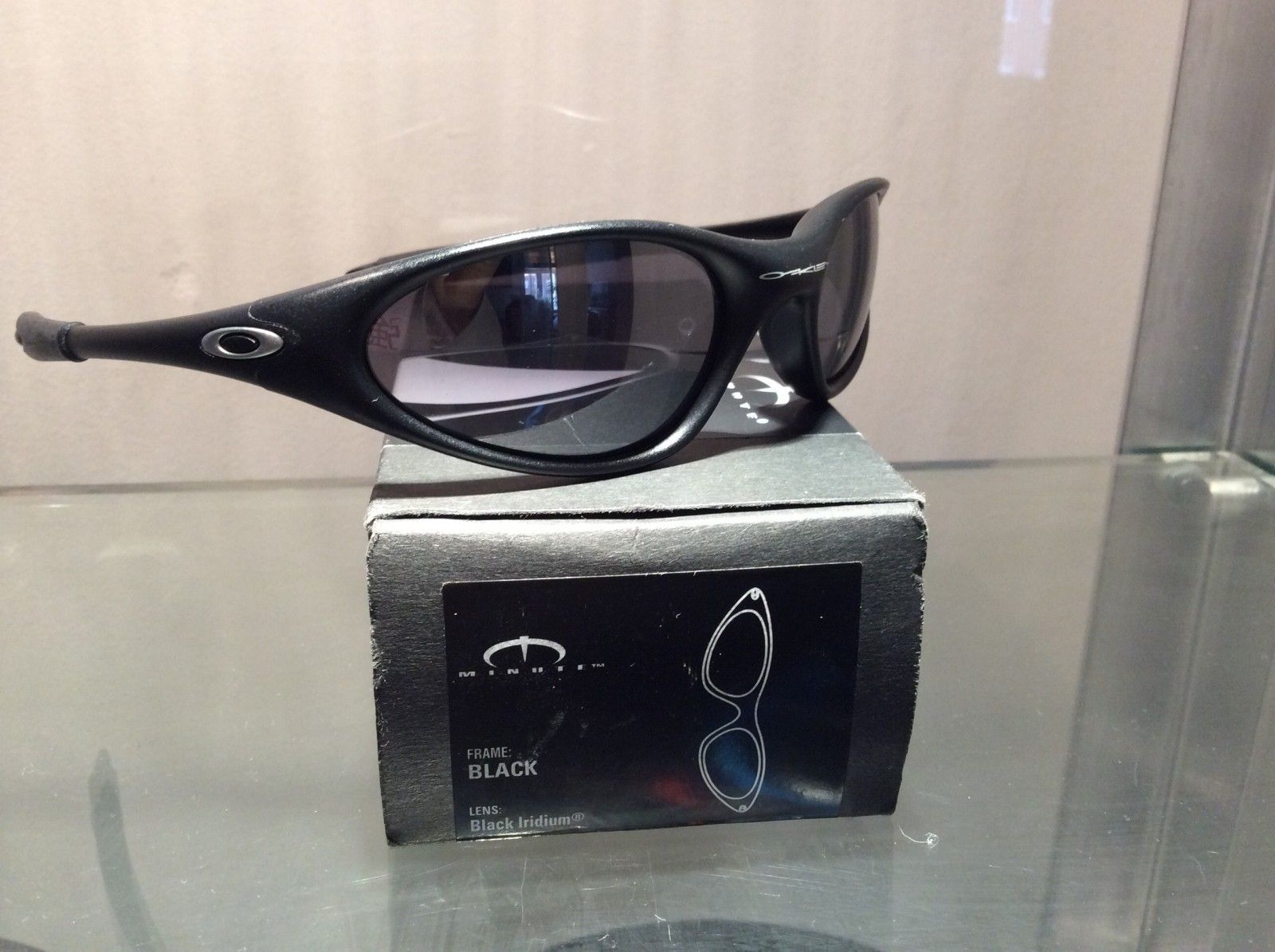 Black / Black Iridium