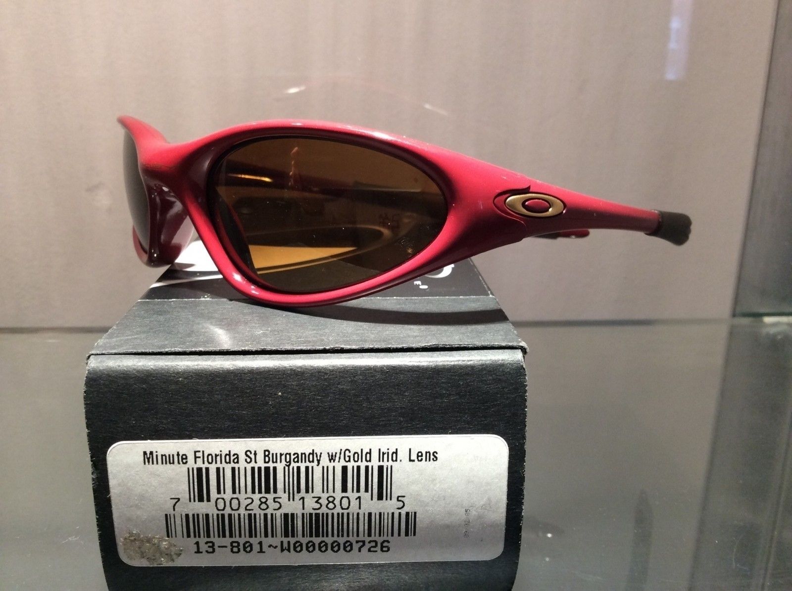 Burgundy (Florida State) / Gold Iridium