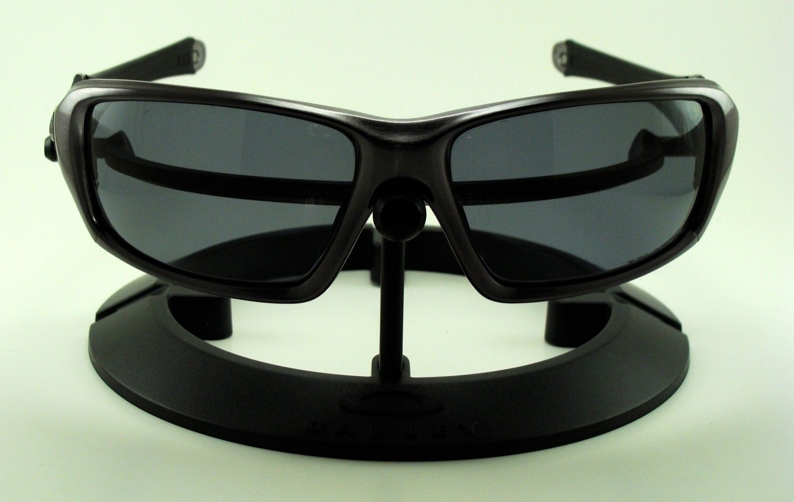 C SIX front and center