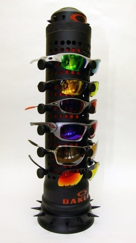 DIY oakley display stand 07