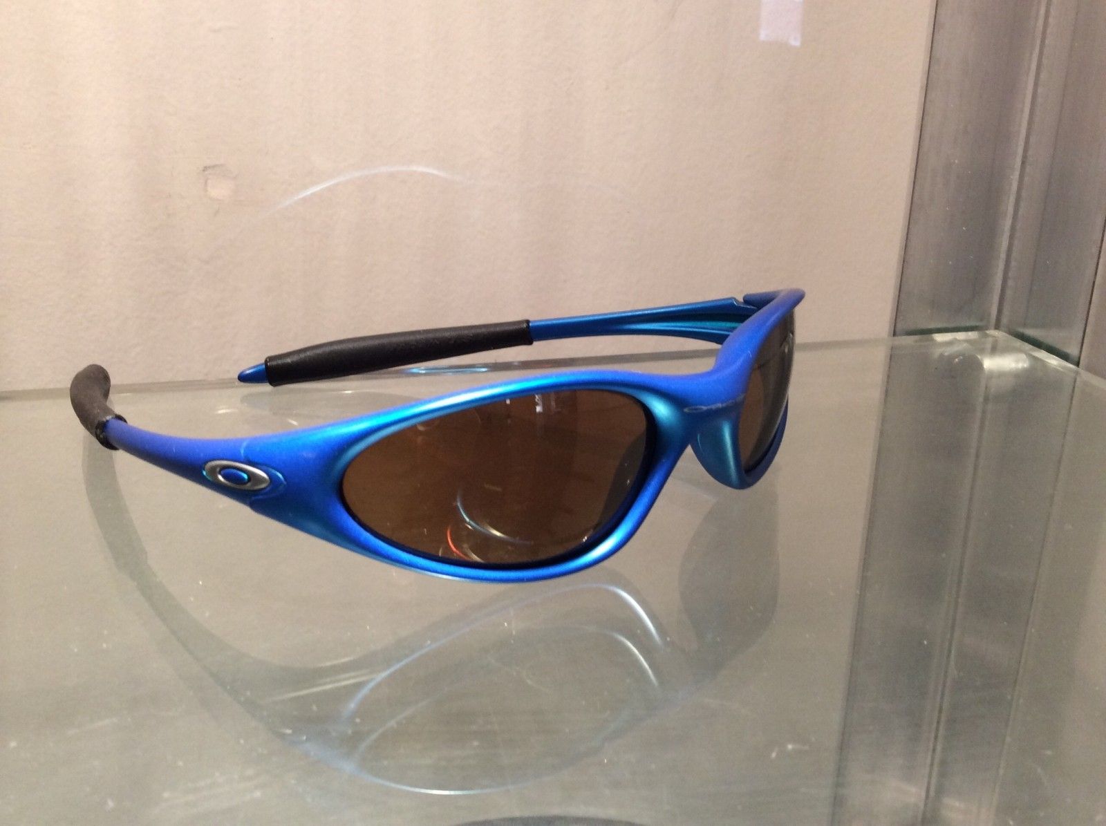 Electric Blue / Grey