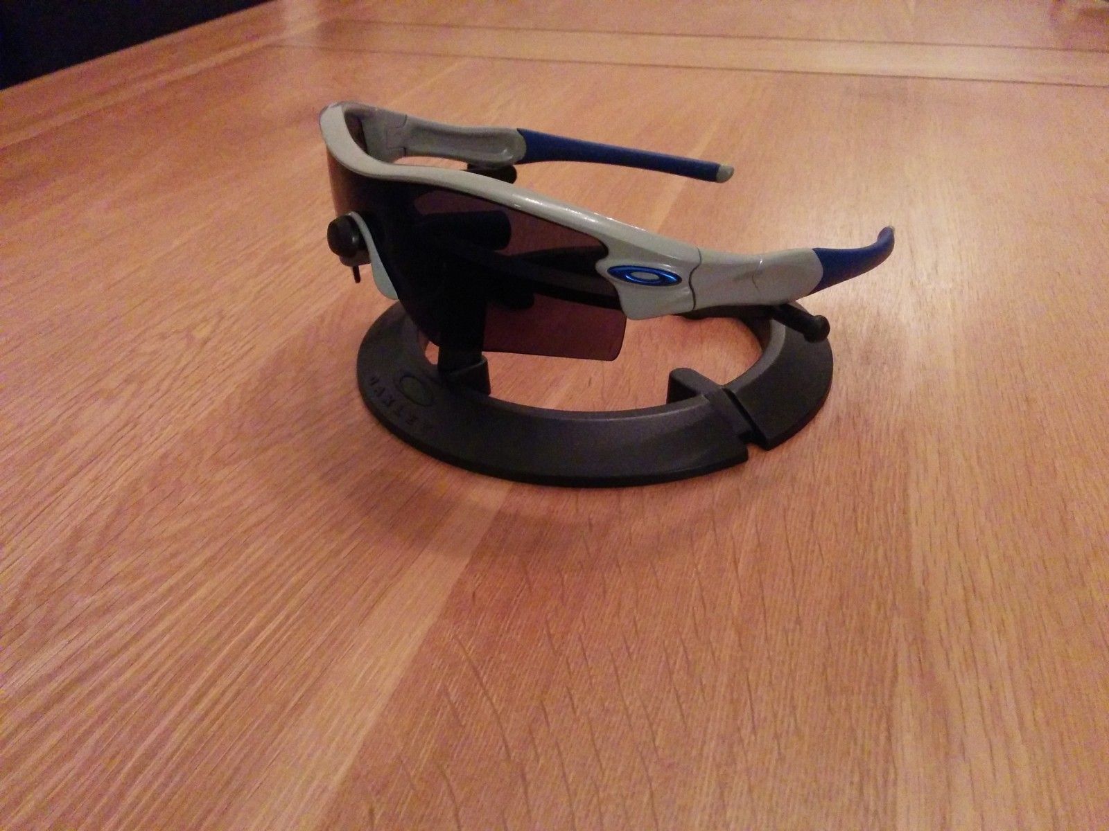 Gloss Grey with ice blue lens