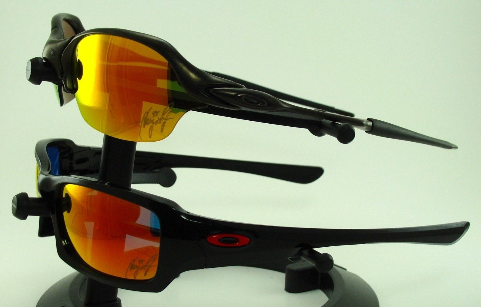 GS twins from the left