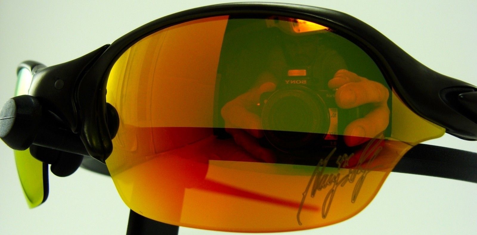 GSR2 left signed lens close