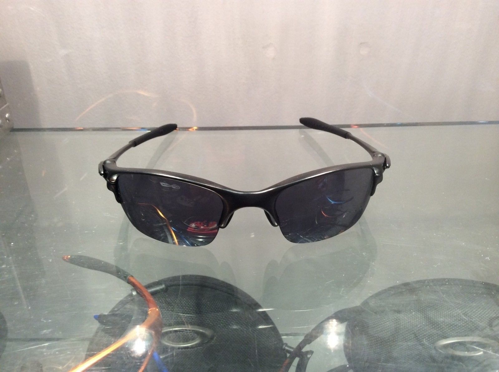 Half-X Carbon / Black