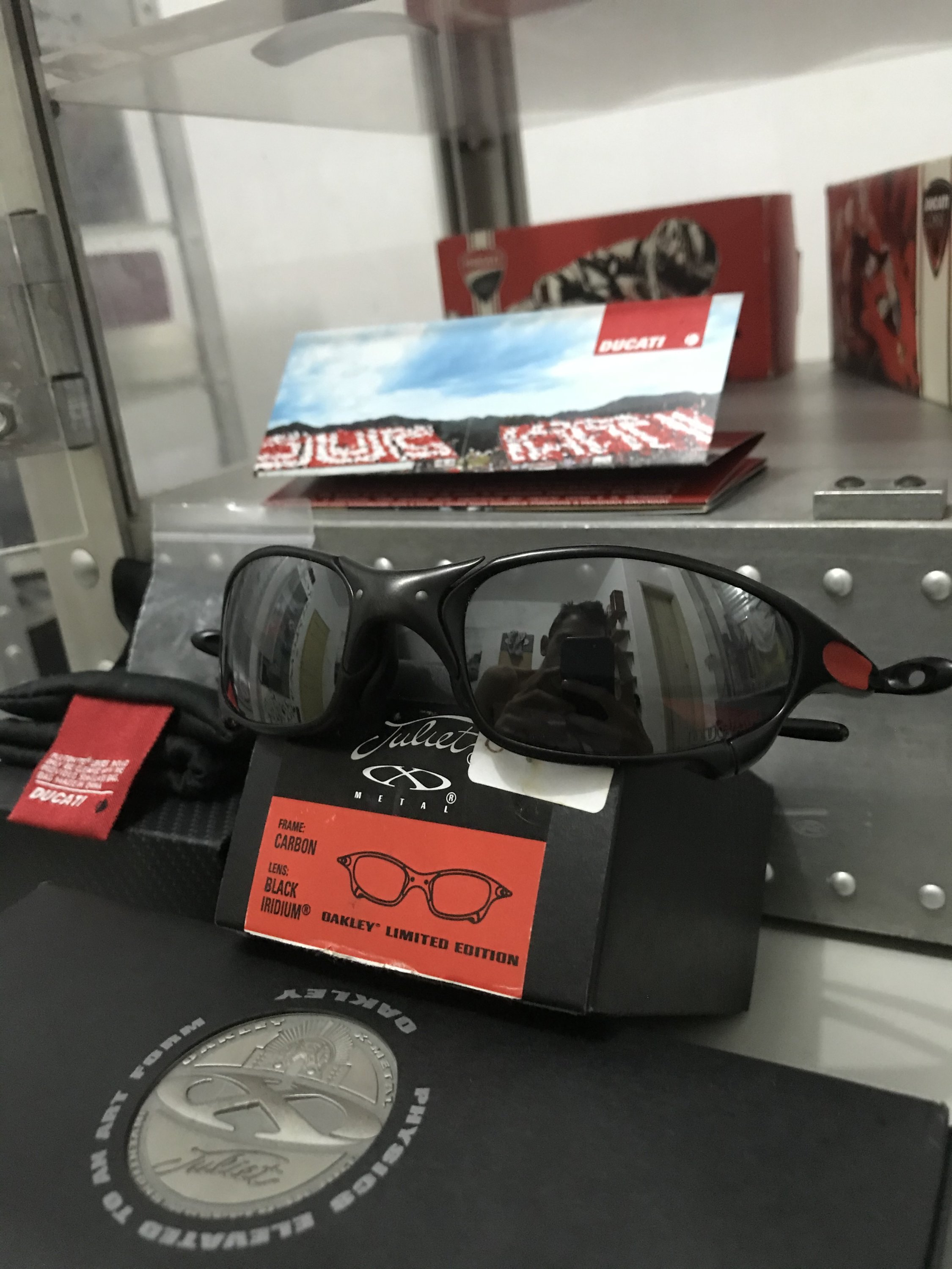 JULIET CARBON DUCATI