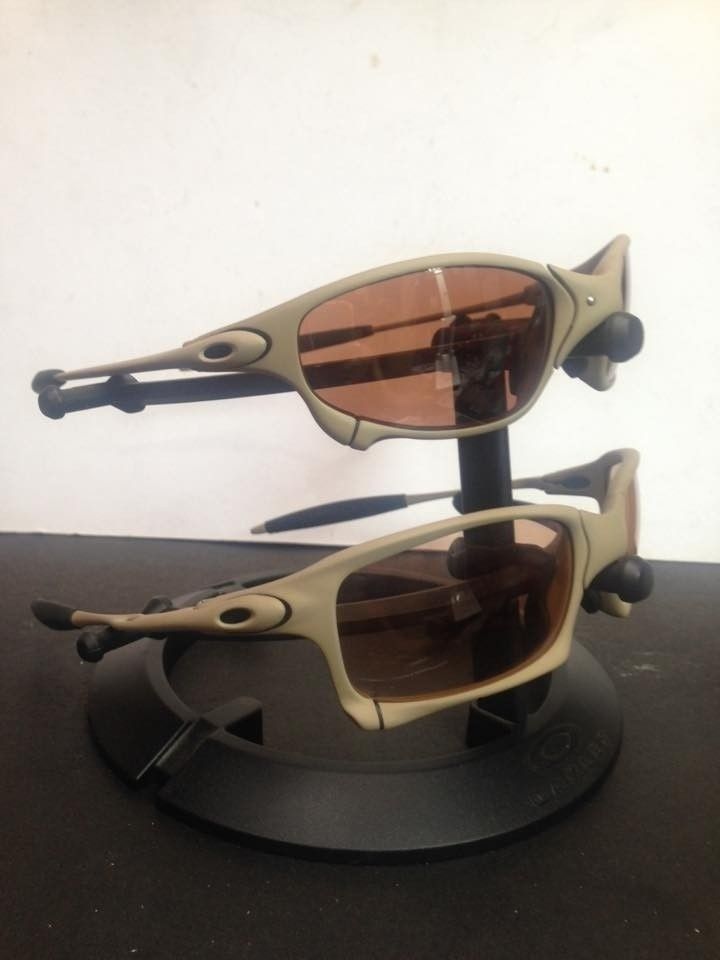 Juliet & XS: Desert Sand Cerakote