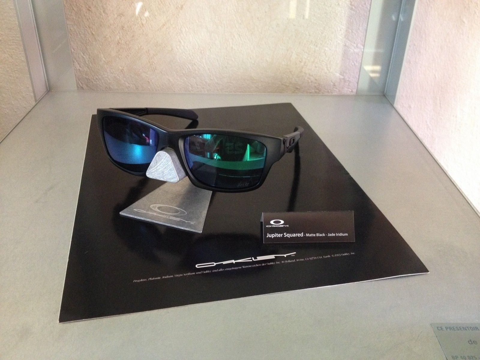 Jupiter Squared, Custom