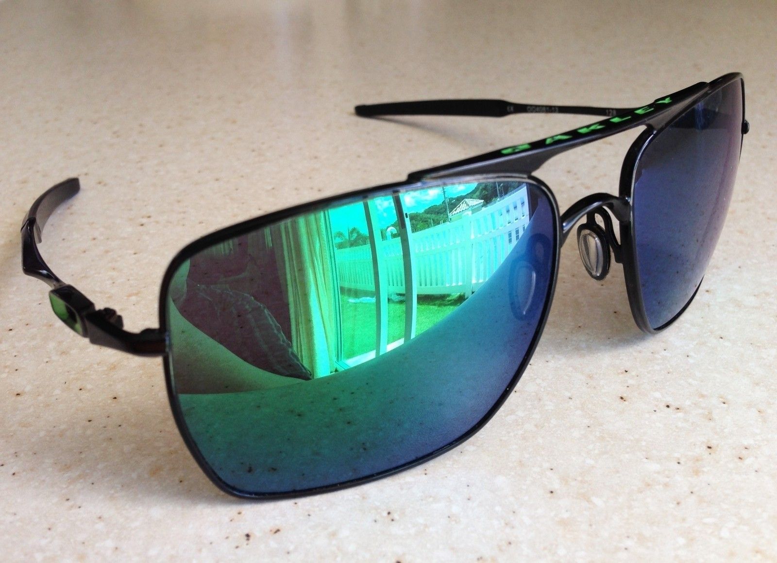 OAKLEY DEVIATION / POLISHED BLACK - EMERALD IRIDIUM LENSES