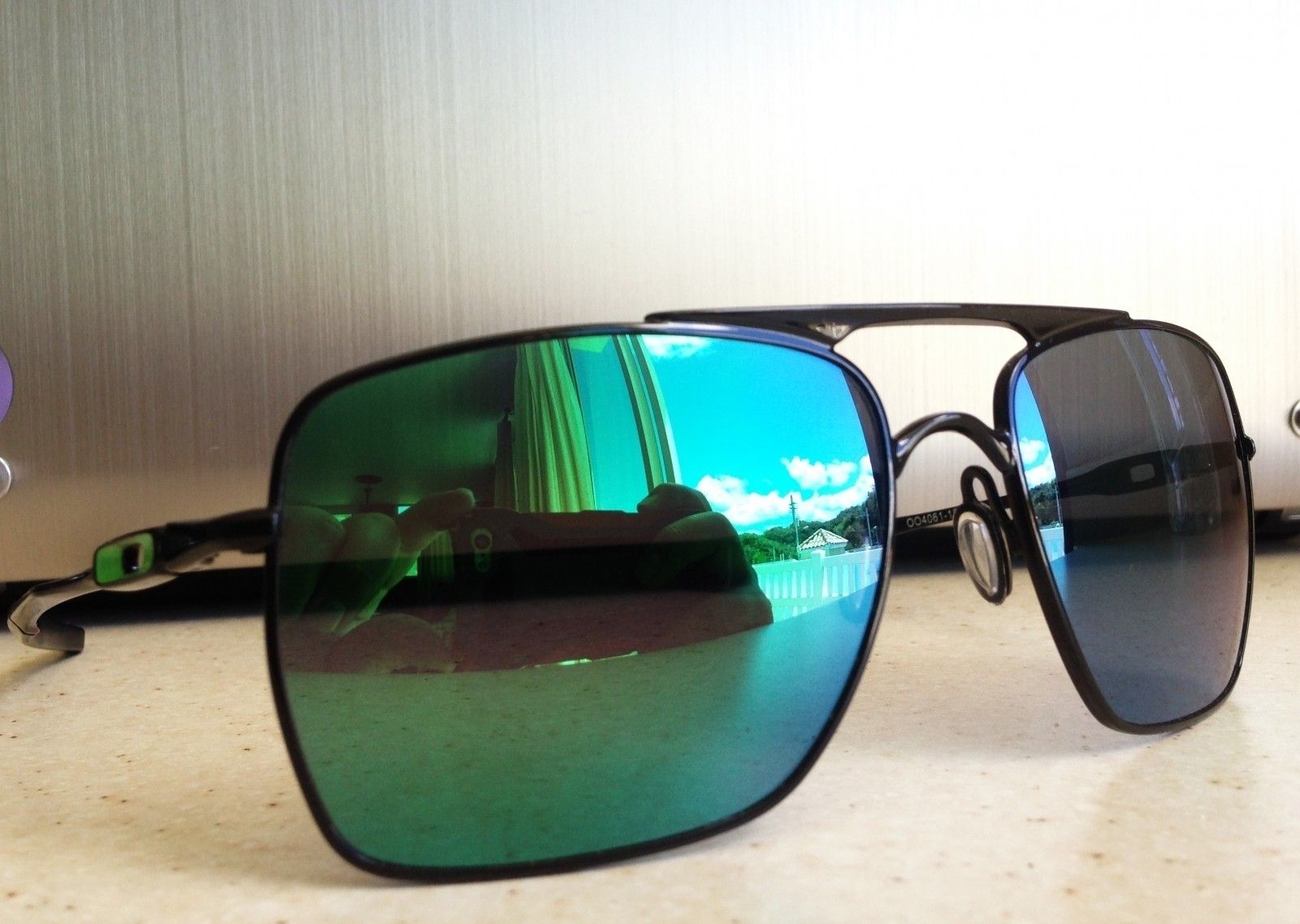 OAKLEY DEVIATION / POLISHED BLACK - EMERALD IRIDIUM LENSES
