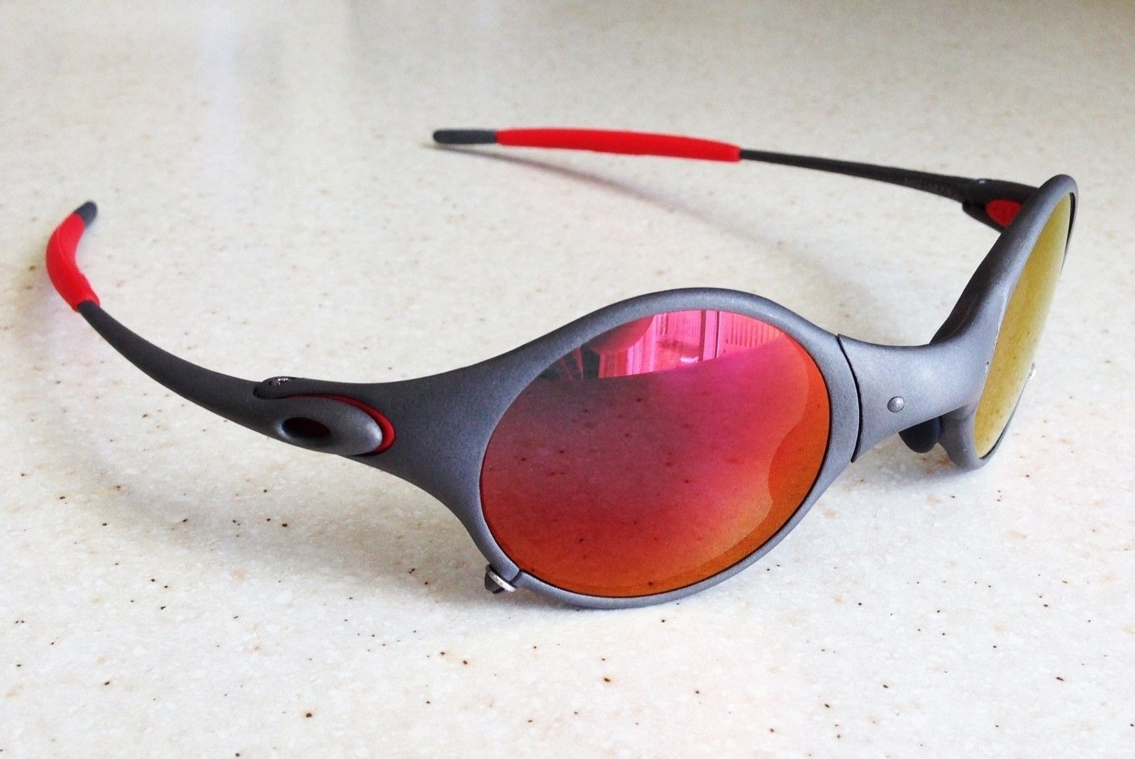 OAKLEY MARS / X-METAL - RUBY POLARIZED LENSES - Front/Left View