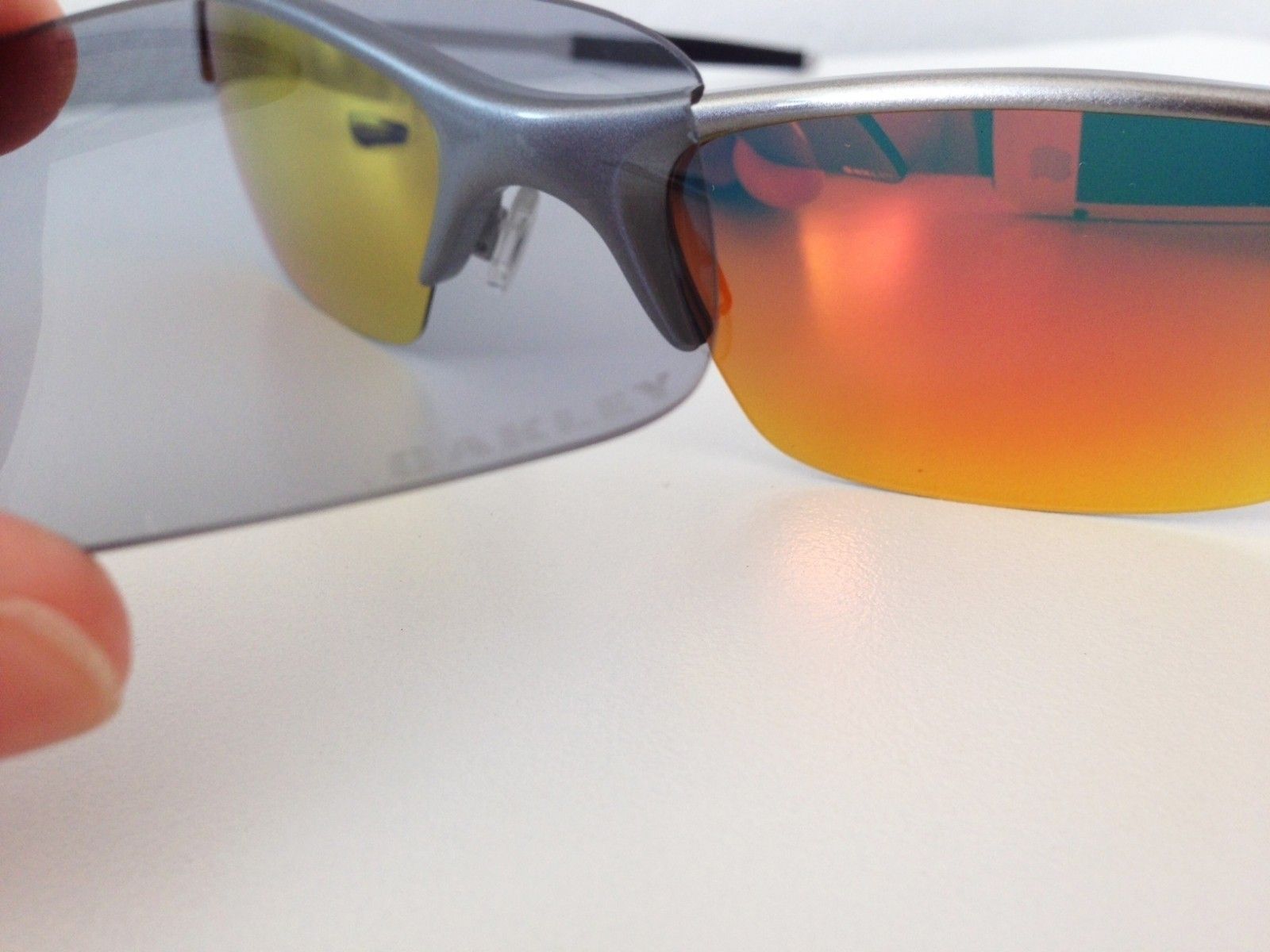 OAKLEY RAZRWIRE / MERCURY - FIRE / LIGHT GREY IRIDIUM LENSES - Lens View