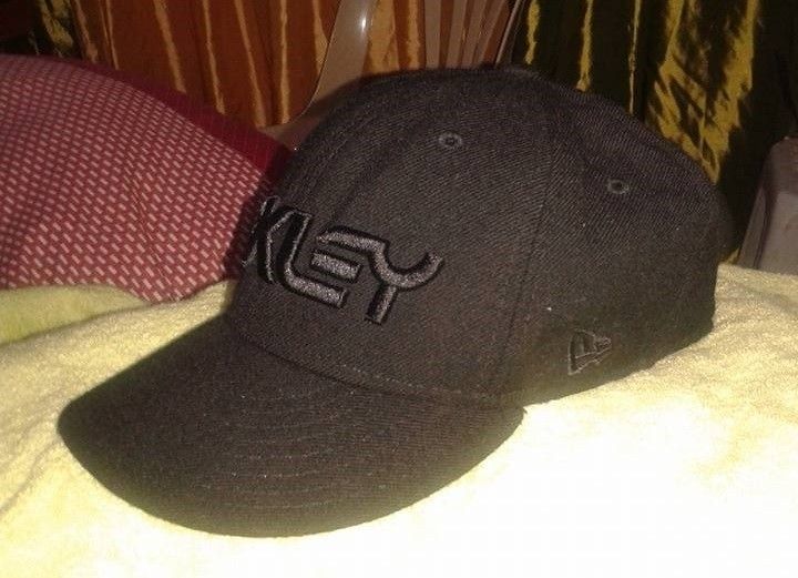 OakleyFactory New Era