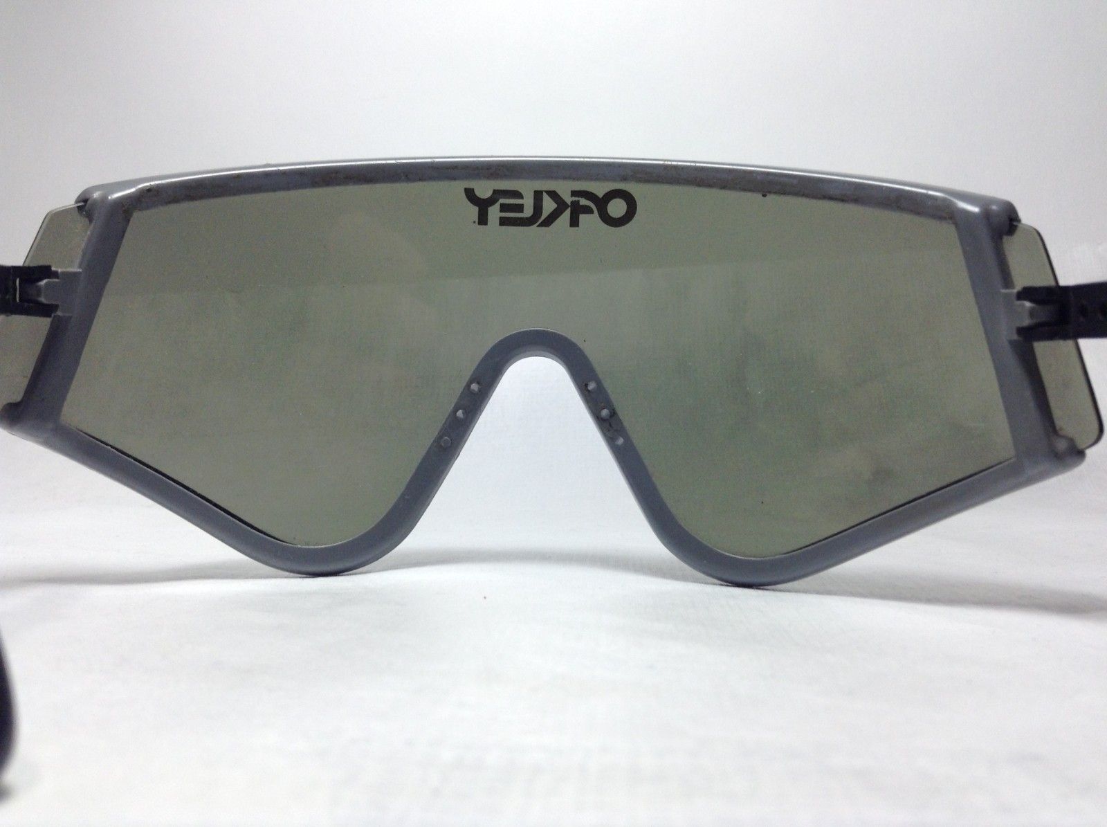 Old Eyeshade back view.