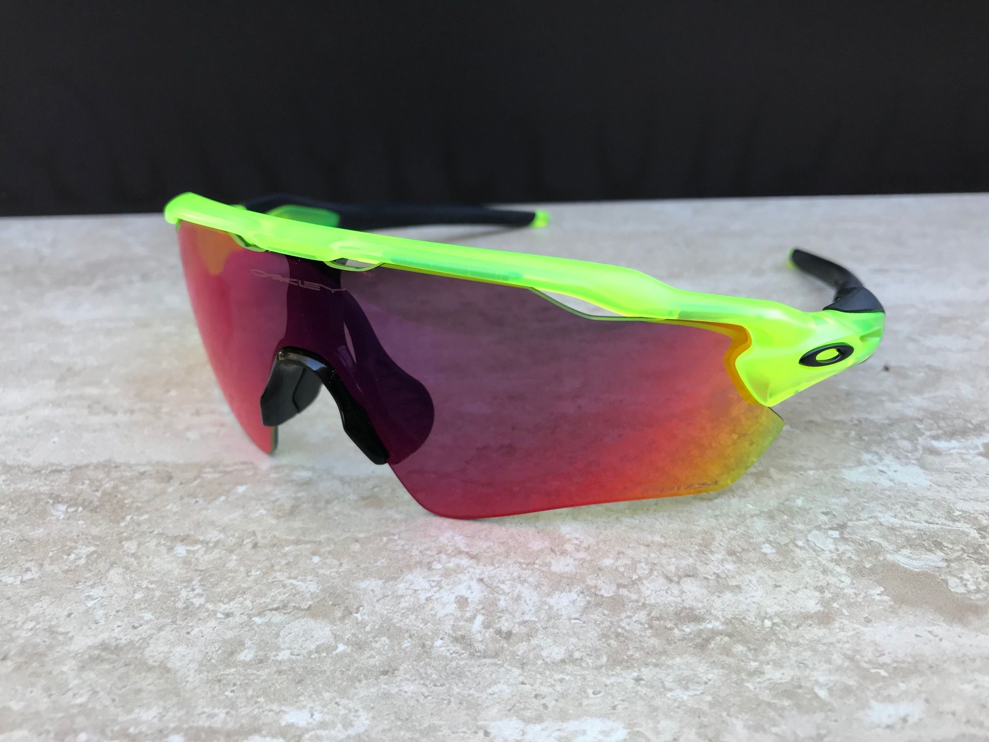 Radar EV Matte Uranium w/Prizm Road