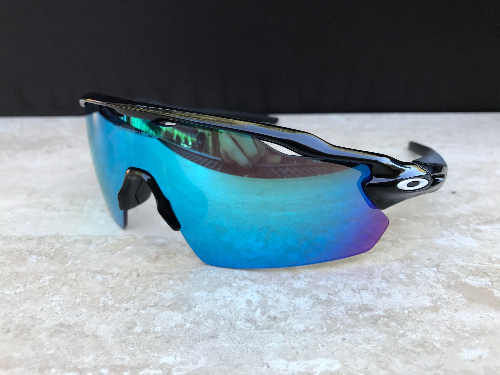 Radar EV Polished Black w/Sapphire