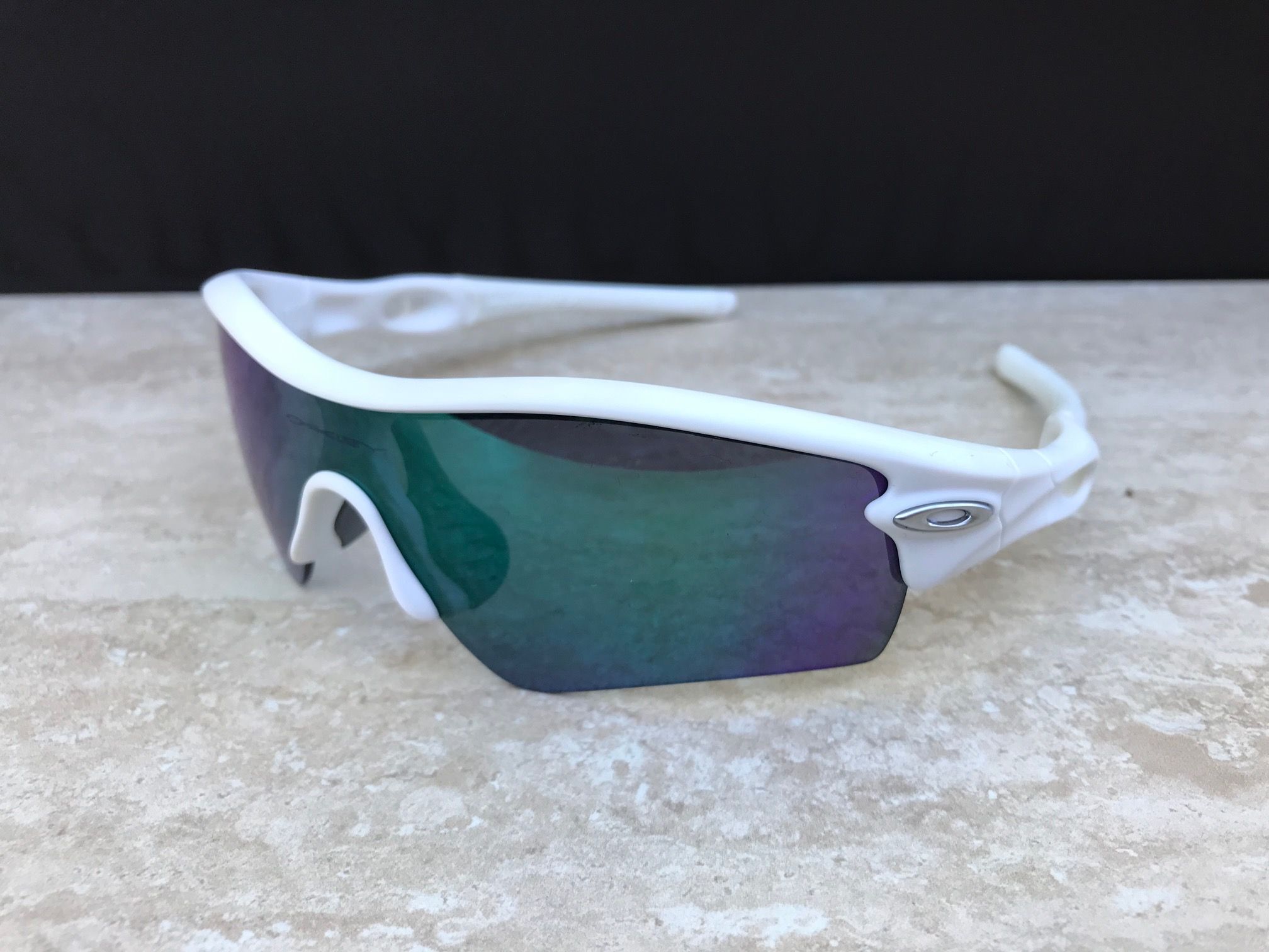 Radar Matte White w/Jade