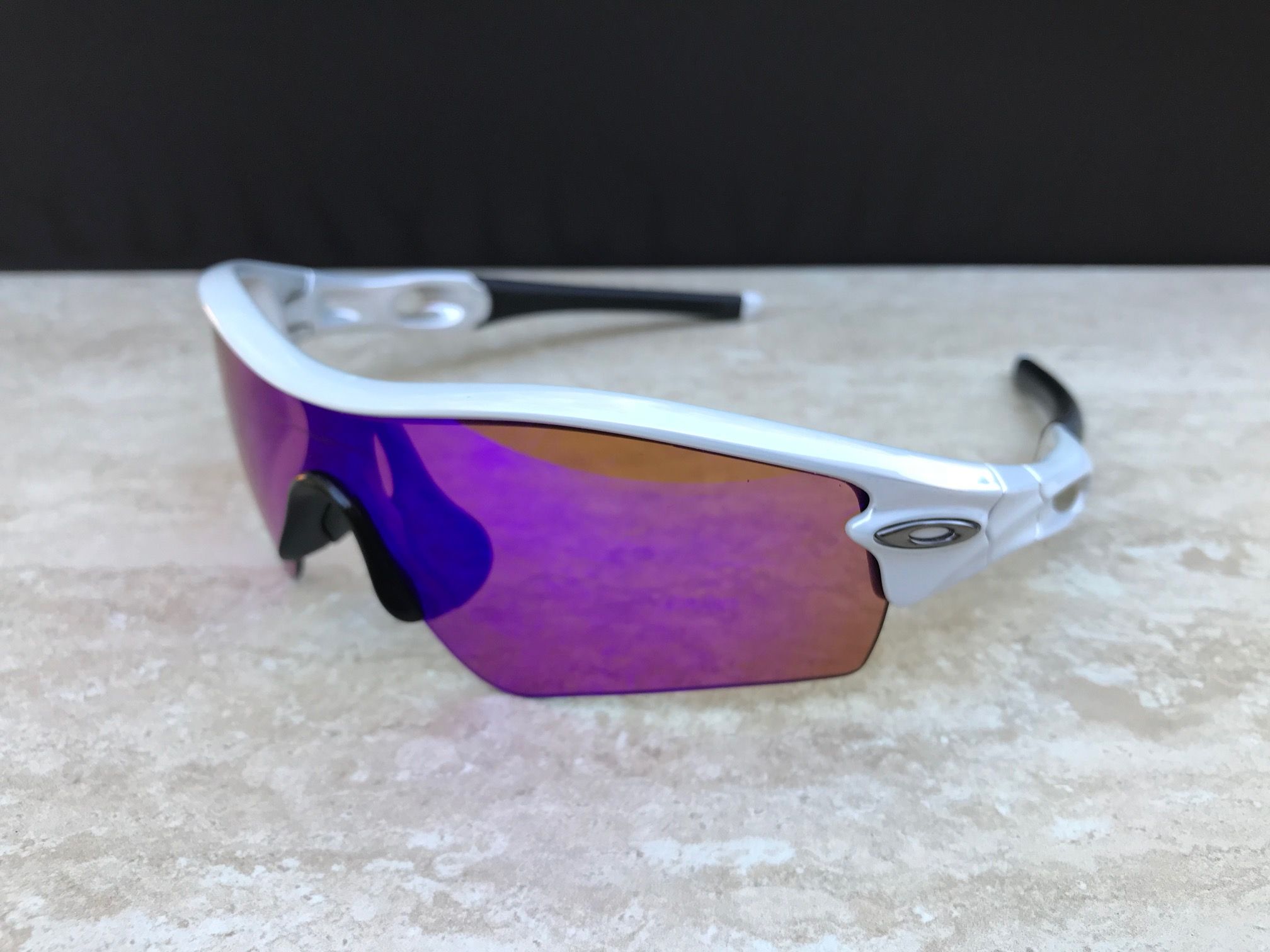 Radar White Chrome w/Blue Iridium