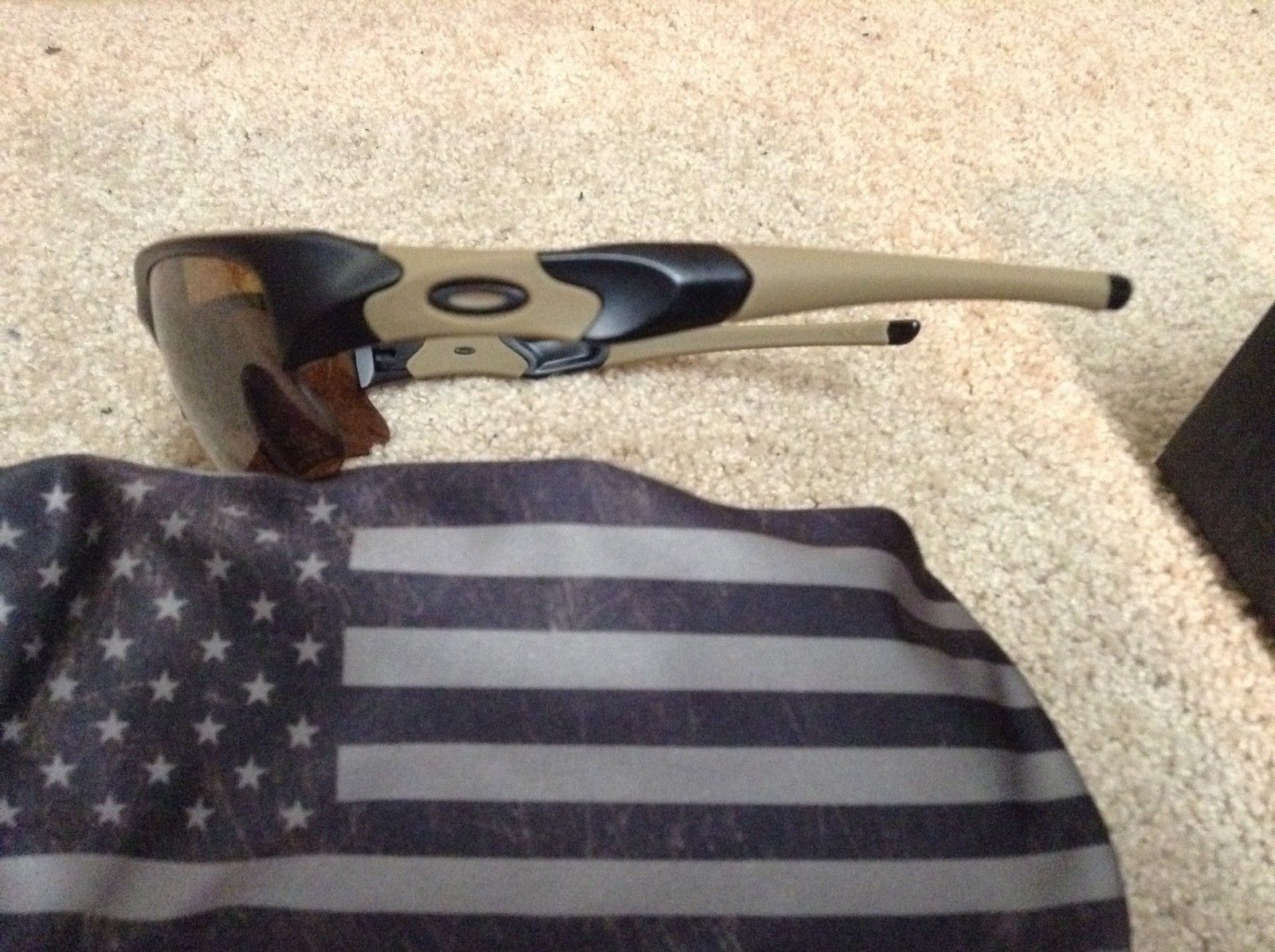 SI Flack Jacket XLJ   OO9009-03 - Side View