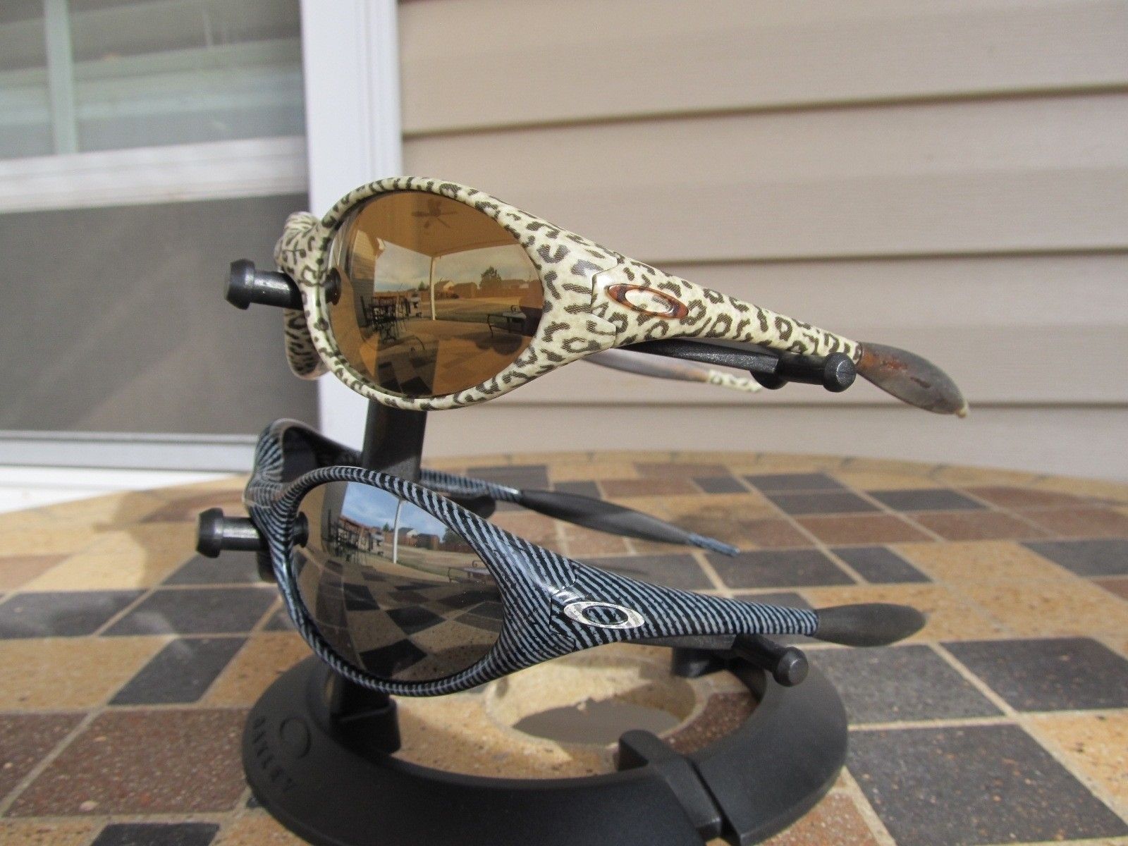 Side - Cheetah, Fingerprint