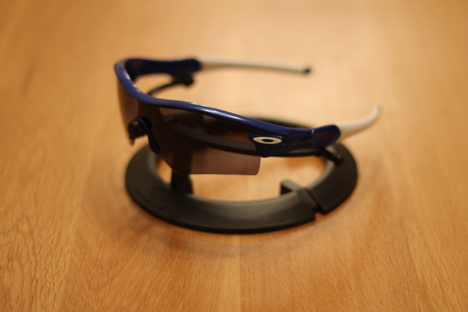 Team Blue Straight Arm