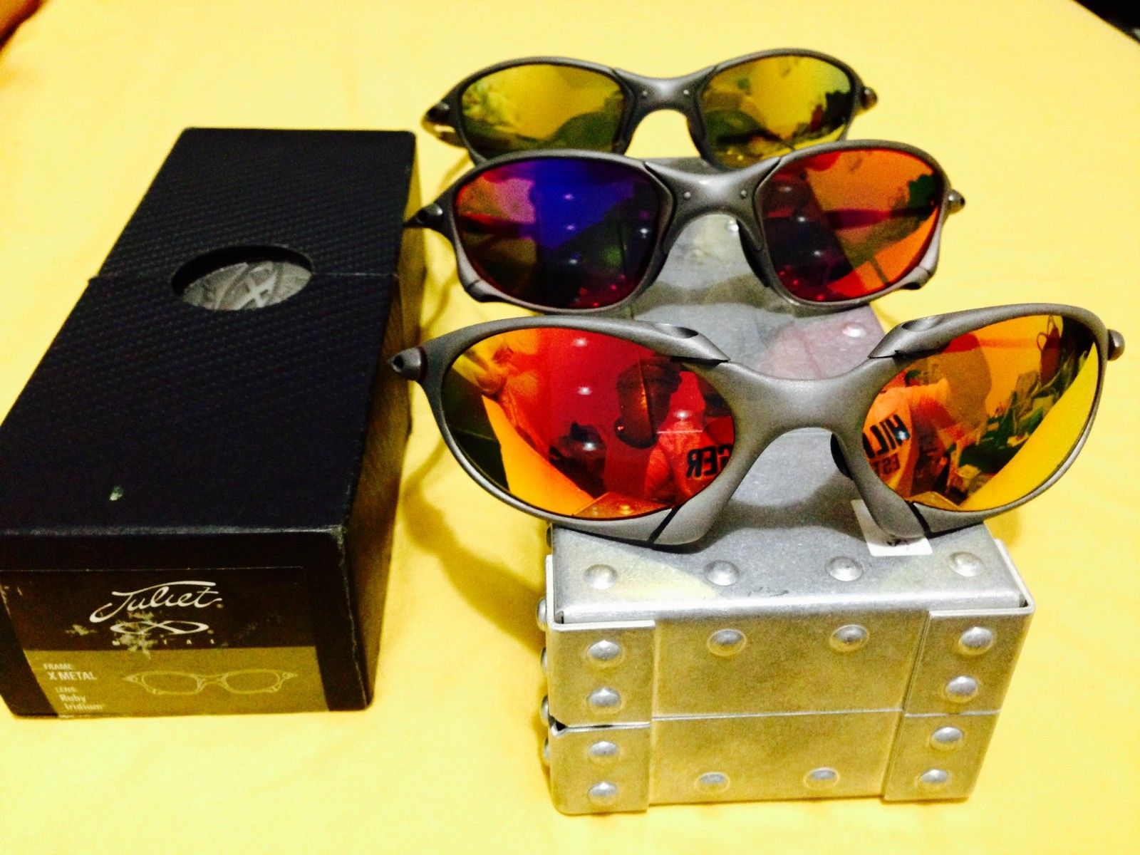 X M E T A L S, ROMEO, XX and JULIET