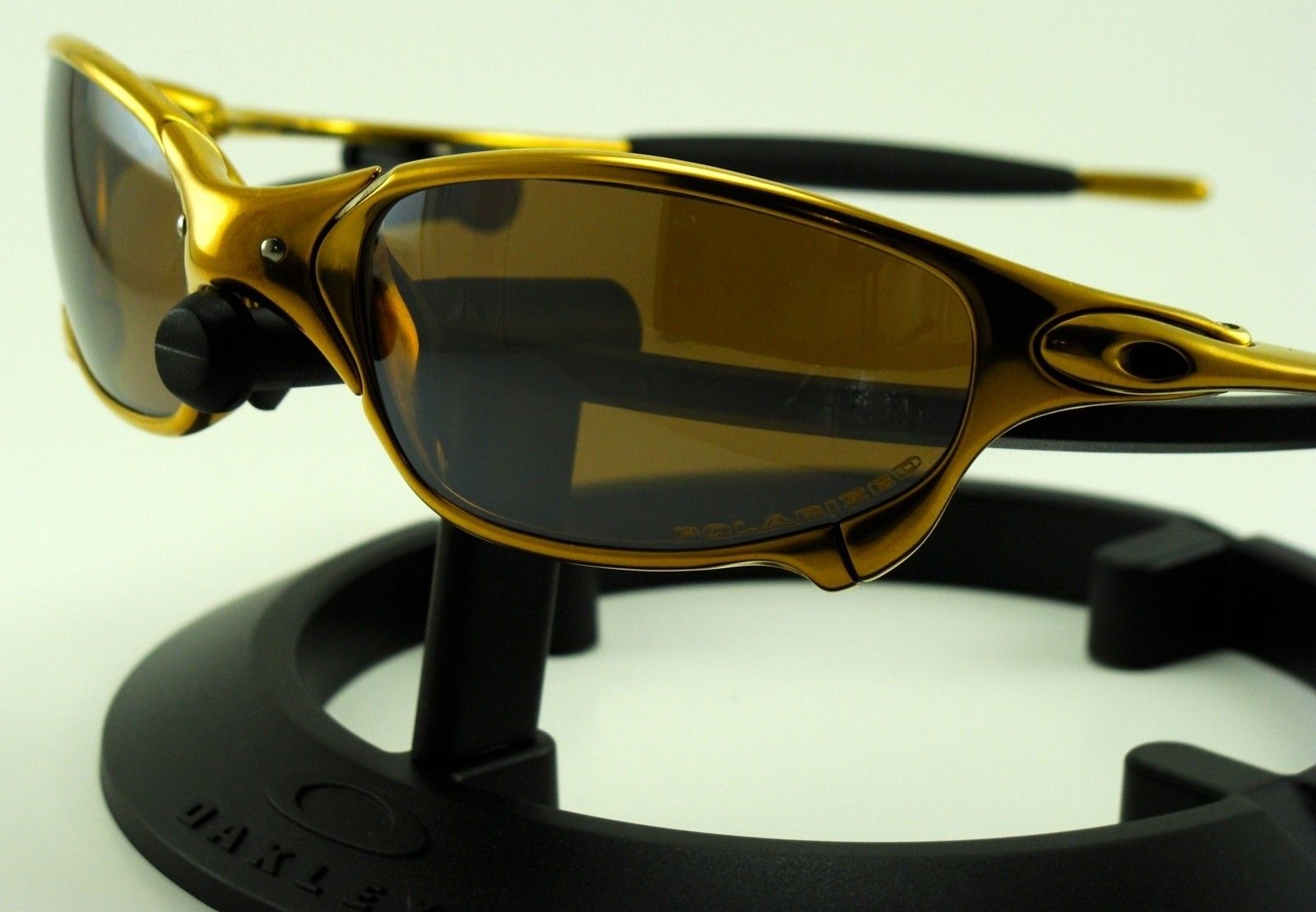 X Squared 24K closer left