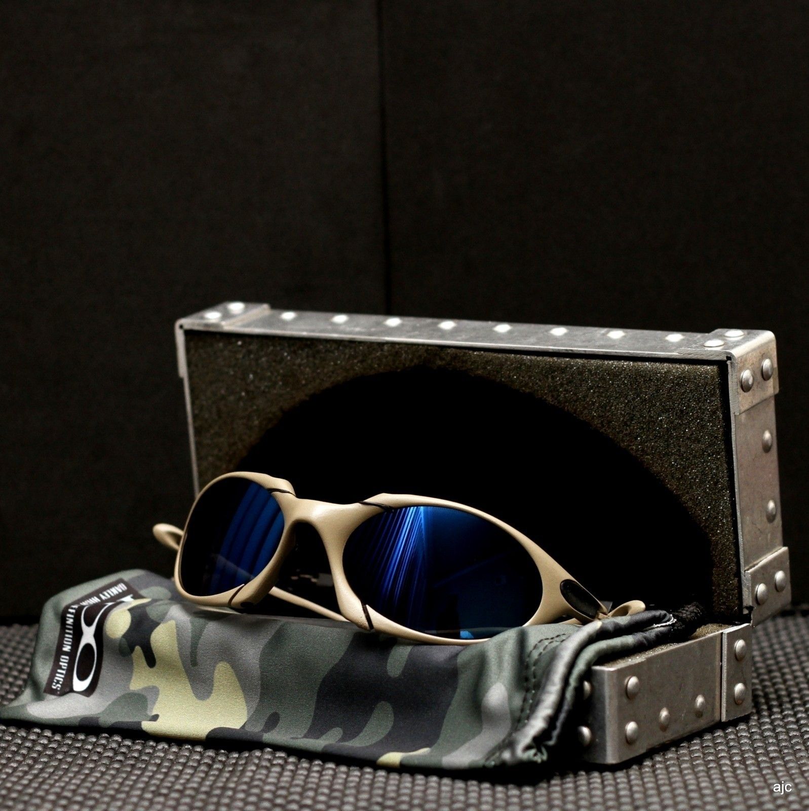 Xman Custom Desert Tan Ice