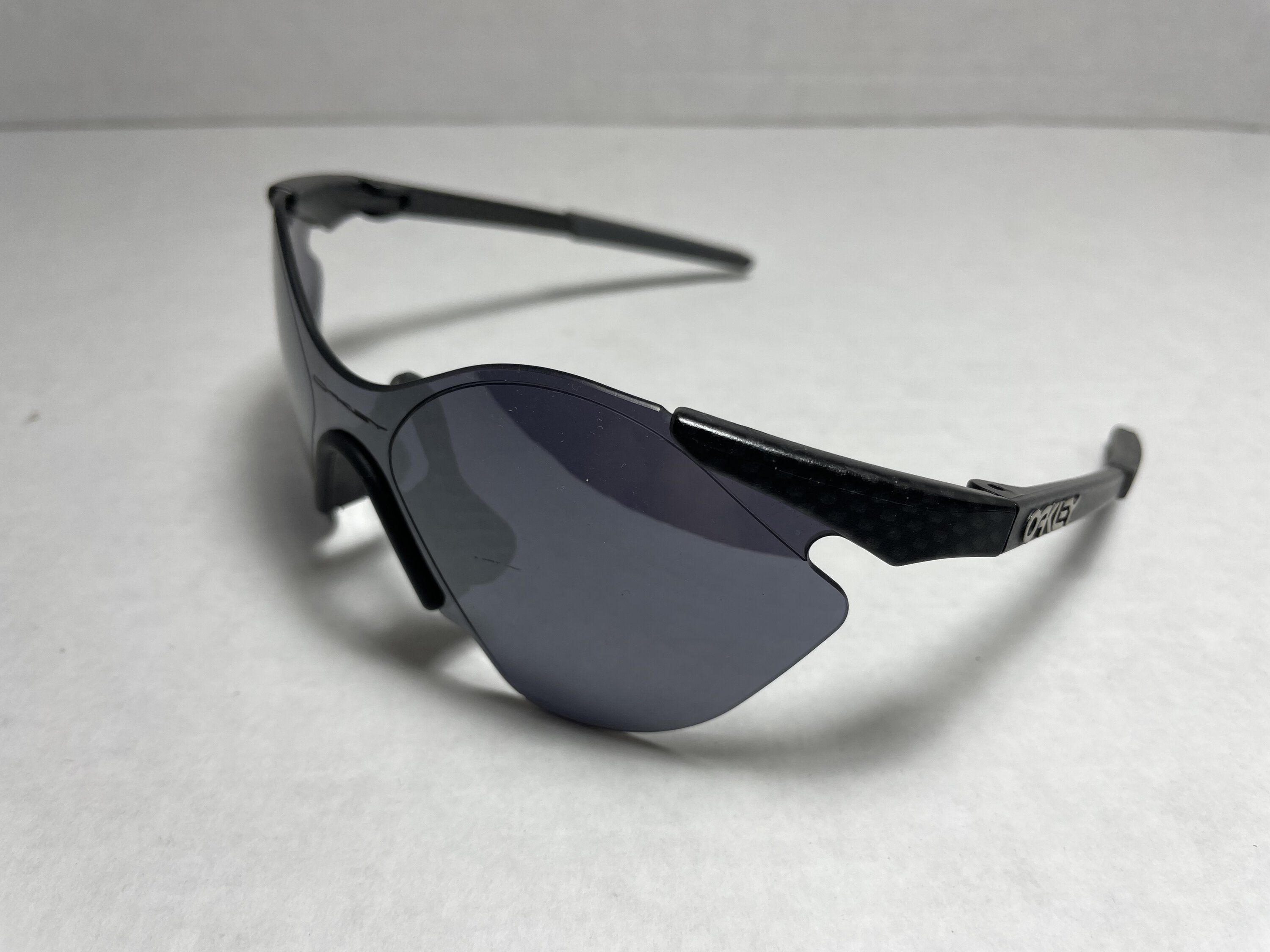 Zero 0.6 Sleet black iridium.jpeg